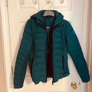 Bernardo Ecoplume Jacket - Medium- Green (although almost a teal-ish color)